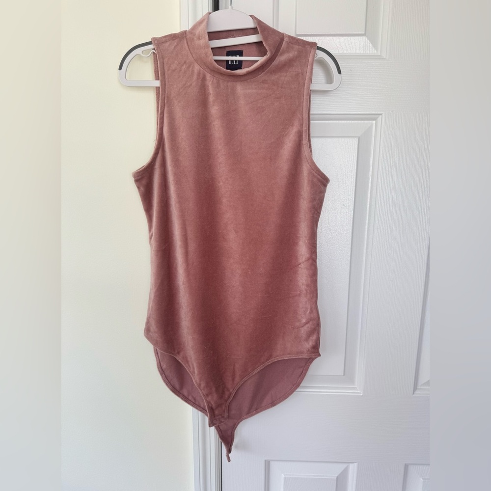 GAP Velvet Sleeveless Mauve Pink Mock Neck Tight Bodysuit NWT size‎ Medium